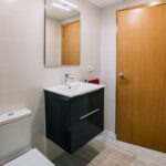 Reforma baño pequeño con mueble box